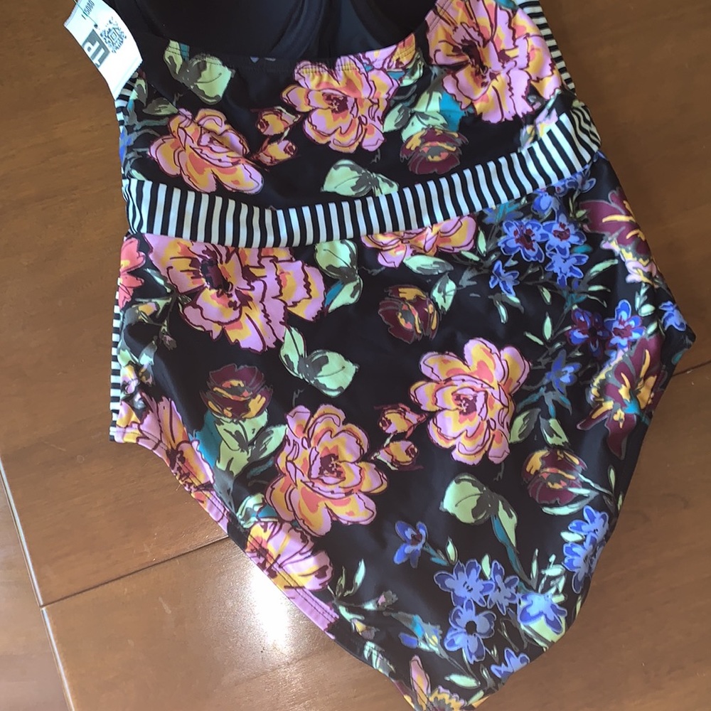 ModCloth tide my best swimsuit noir mix one piece - Picture 8 of 9